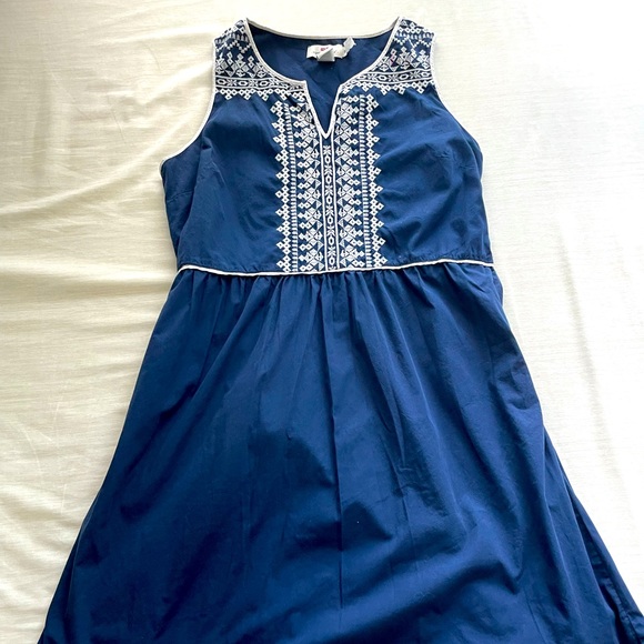 Vineyard Vines Dresses & Skirts - Dress from Vineyard Vines